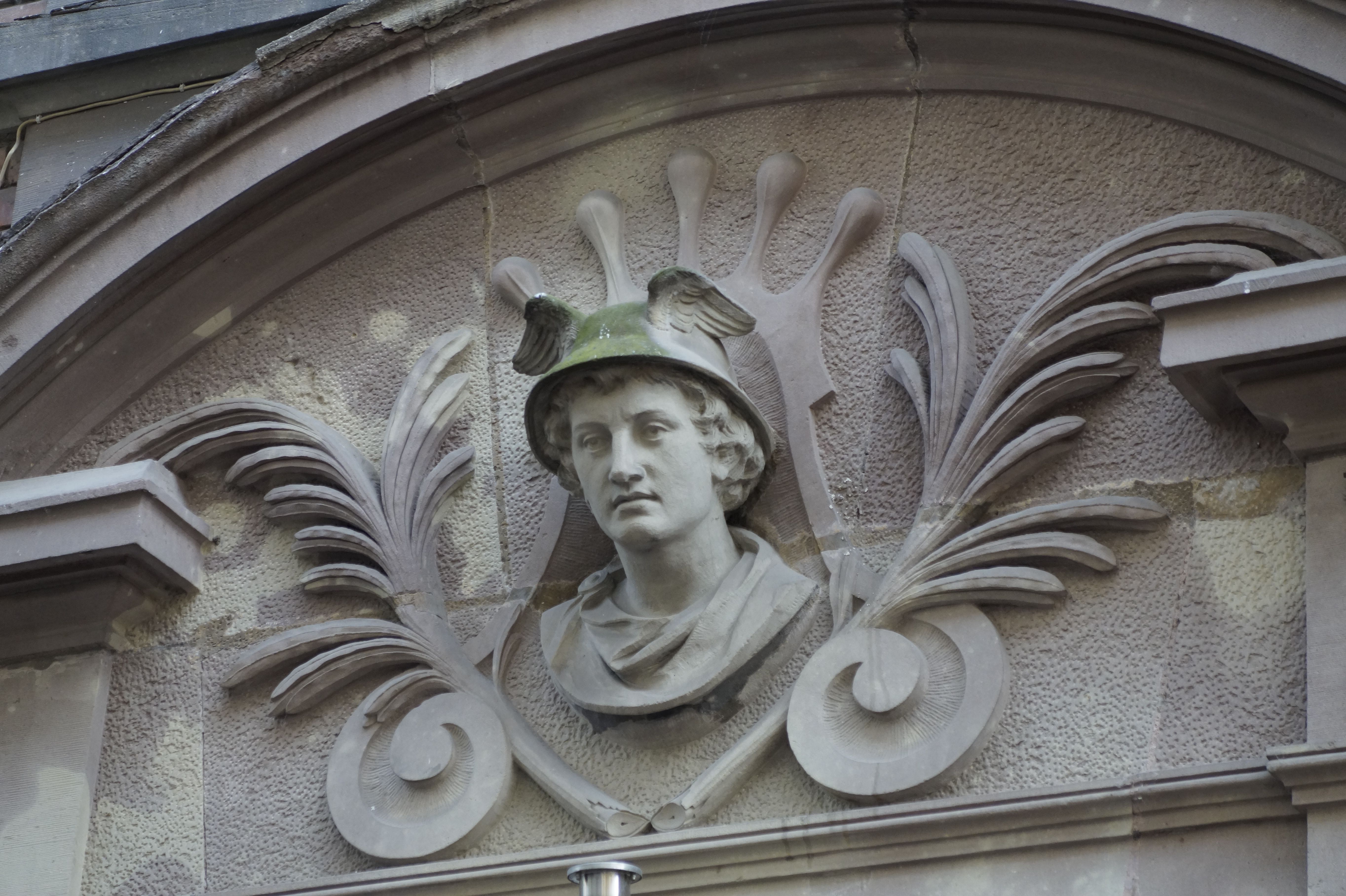 Sculpture du dieu Hermes - Rue Morel - Colmar