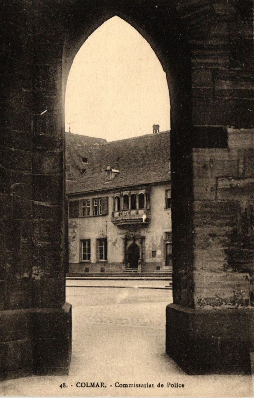 Image d'archive : place de la cathédrale Colmar